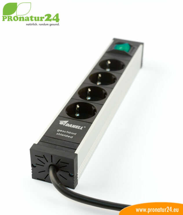 Shielded power strip with on/off switch, 4 sockets