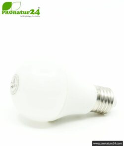 8 watts LED full spectrum daylight bulb | Natural flicker-free light | Brighter than 60 watts. 5200 Kelvin. 560 lumen. | E27 socket