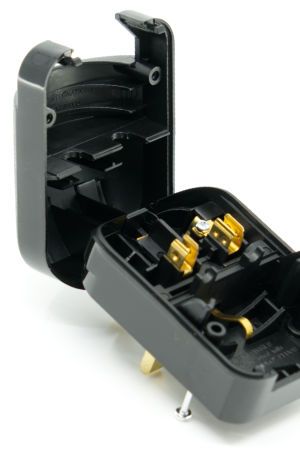 Adapter SCP3 European Schuko plug EF to type G plug (UK) with grounding. 13 Amp fused. 2 colours (black + white).