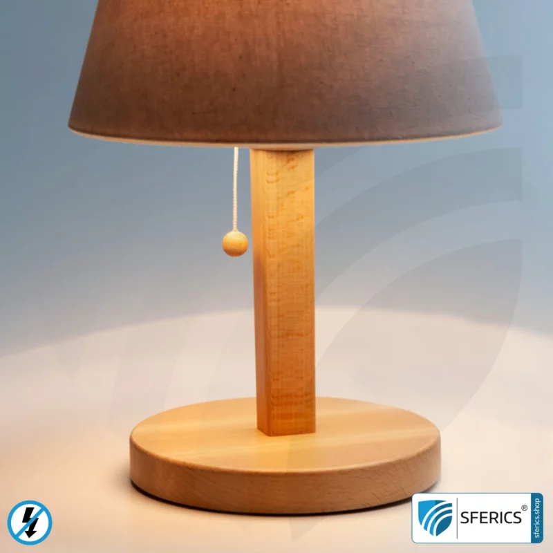 Shielded table lamp made of beech wood with lampshade in NATURAL color | made of chintz, a linen weave cotton fabric | 31 cm high. E27 socket. 40 watts.