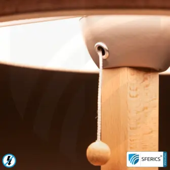 Shielded table lamp made of beech wood with lampshade in NATURAL color | made of chintz, a linen weave cotton fabric | E27 socket 8 Shielded table lamp made of beech wood with lampshade in NATURAL color | made of chintz, a linen weave cotton fabric | 31 cm high. E27 socket. 40 watts.